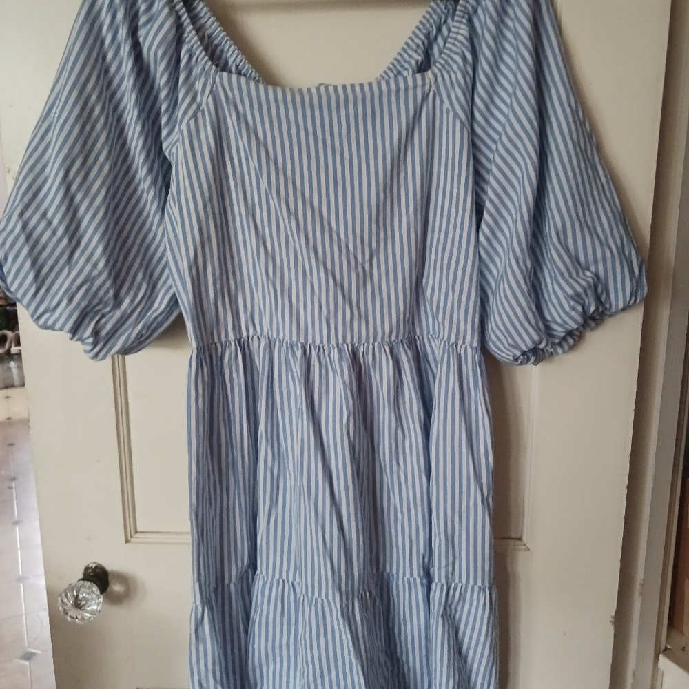 Open back dress size L